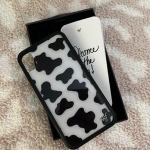 Wildflower Moo Moo (Cow Pattern) iPhone 13 Case